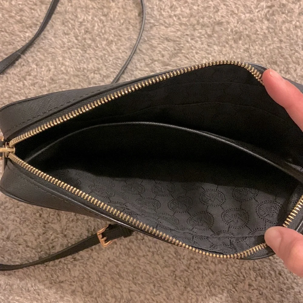 Michael Kors Crossbody Bag - Picture 4 of 6